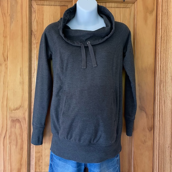 Maternity turtleneck sweatshirt - Picture 1 of 5